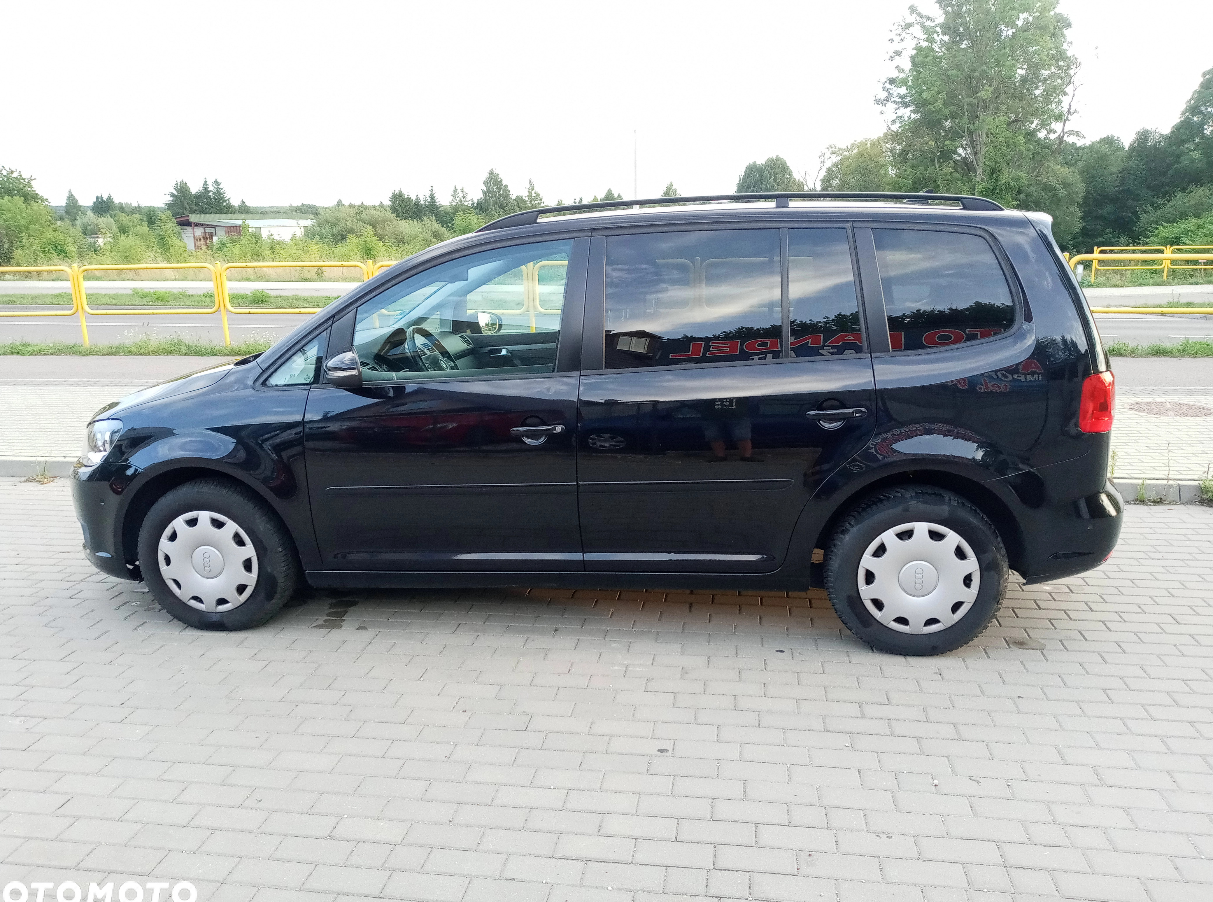 Volkswagen Touran cena 34999 przebieg: 252364, rok produkcji 2011 z Nakło nad Notecią małe 191